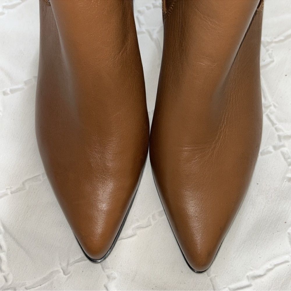 Blondo Waterproof Tan Ankle Pointed Toe Leather
Boots(Size 8.5M) - Picture 7 of 13